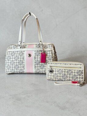 Coach Chelsea Heritage Signature Stripe Doctor Satchel w Heritage Signature Wall